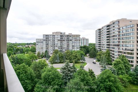 Photo 35 at 814 - 11 Townsgate Drive, Yorkhill, Vaughan