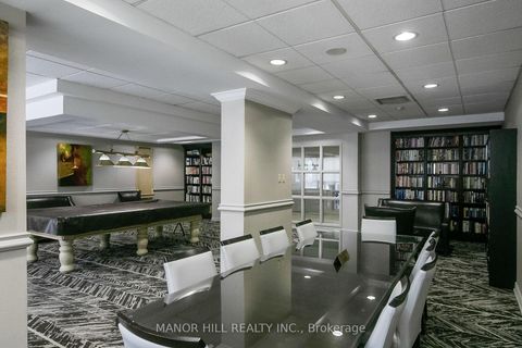 Photo 41 at 814 - 11 Townsgate Drive, Yorkhill, Vaughan