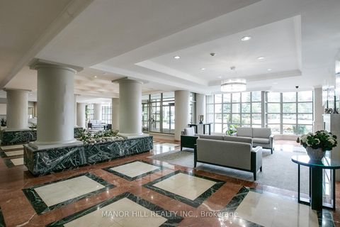 Photo 45 at 814 - 11 Townsgate Drive, Yorkhill, Vaughan