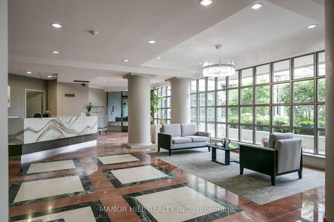 Photo 46 at 814 - 11 Townsgate Drive, Yorkhill, Vaughan