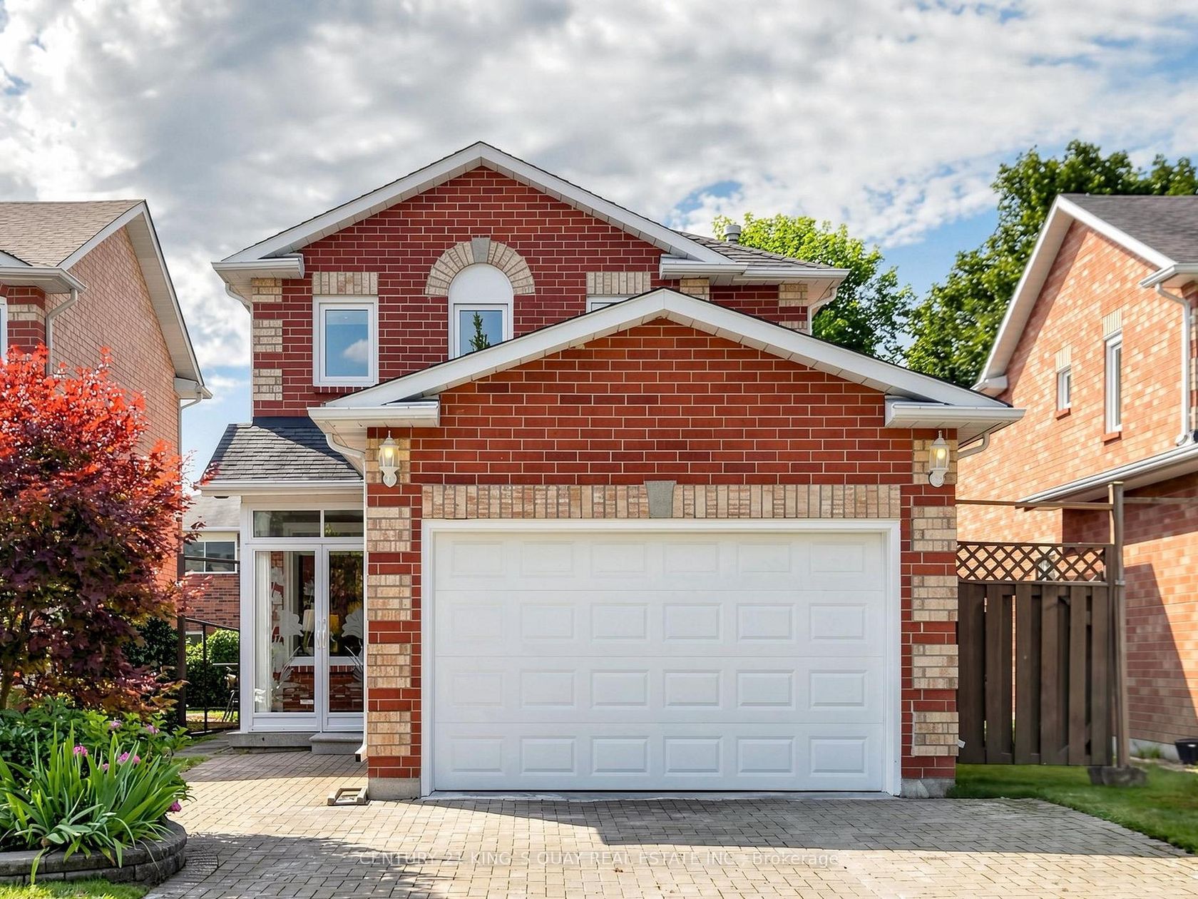 72 Dunsmore Crescent, Crosby, Richmond Hill photo 1