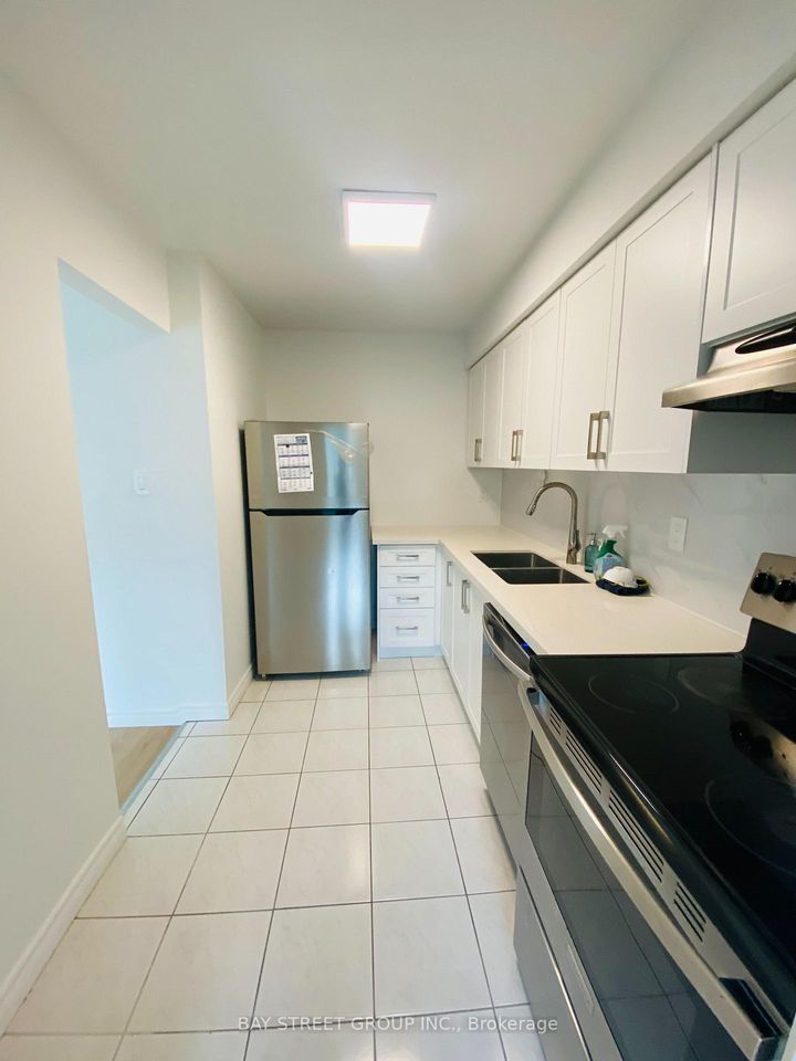 Photo 1 at 44 Woody Vine Way, Bayview Village, Toronto