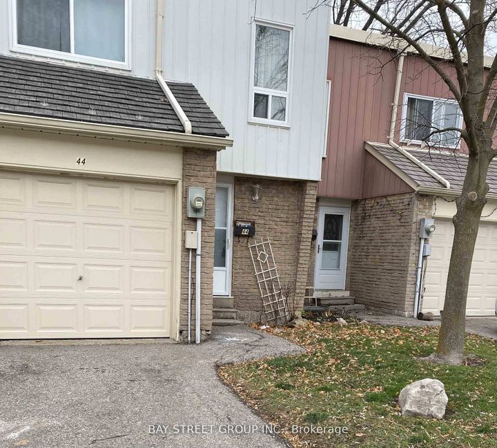 Photo 14 at 44 Woody Vine Way, Bayview Village, Toronto