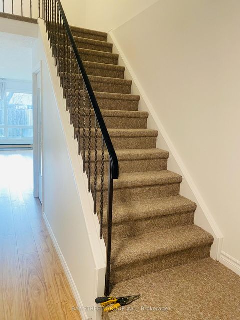 Photo 7 at 44 Woody Vine Way, Bayview Village, Toronto