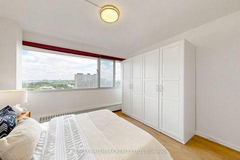 Photo 17 at 1401 - 725 Don Mills Road, Flemingdon Park, Toronto