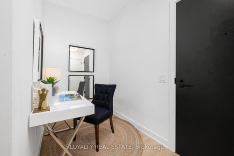 Photo 11 at 211 - 117 Broadway Avenue, Mount Pleasant West, Toronto