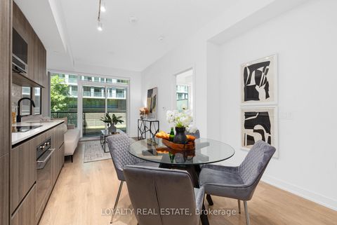 Photo 22 at 211 - 117 Broadway Avenue, Mount Pleasant West, Toronto