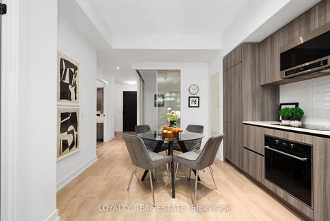 Photo 24 at 211 - 117 Broadway Avenue, Mount Pleasant West, Toronto