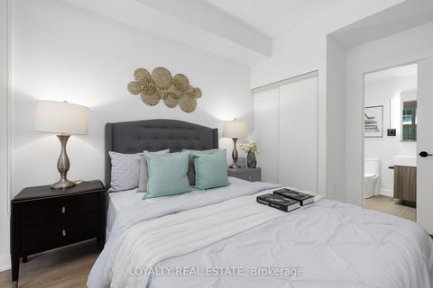 Photo 33 at 211 - 117 Broadway Avenue, Mount Pleasant West, Toronto