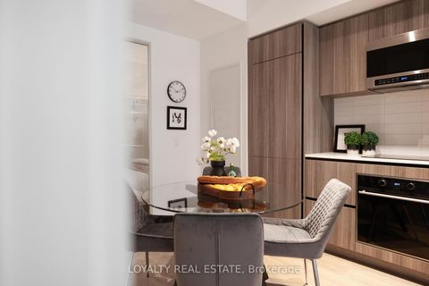Photo 41 at 211 - 117 Broadway Avenue, Mount Pleasant West, Toronto