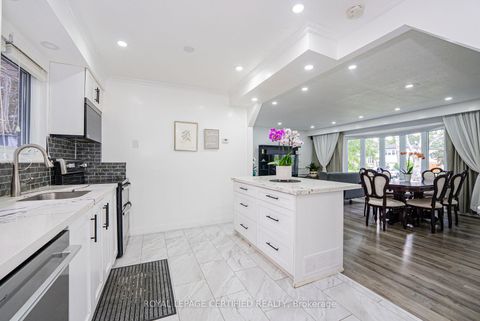 Photo 16 at 48 Highcastle Road, Morningside, Toronto