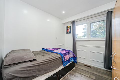 Photo 17 at 48 Highcastle Road, Morningside, Toronto