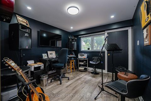 Photo 31 at 48 Highcastle Road, Morningside, Toronto