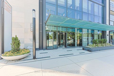 Photo 2 at 821 - 585 Bloor Street E, North St. James Town, Toronto