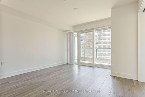 Photo 16 at 821 - 585 Bloor Street E, North St. James Town, Toronto