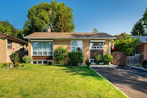 Photo 0 at 417 Paliser Crescent S, Harding, Richmond Hill