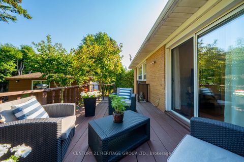 Photo 45 at 417 Paliser Crescent S, Harding, Richmond Hill