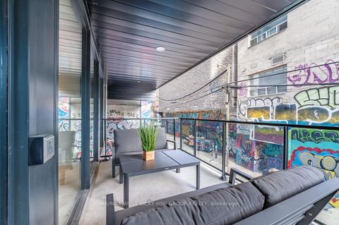 Photo 25 at 806 - 458 Richmond Street W, Waterfront Communities C1, Toronto