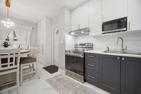 Photo 4 at 20 Rockwell Avenue, Pellam Park, Toronto