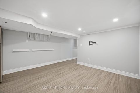 Photo 13 at 20 Rockwell Avenue, Pellam Park, Toronto