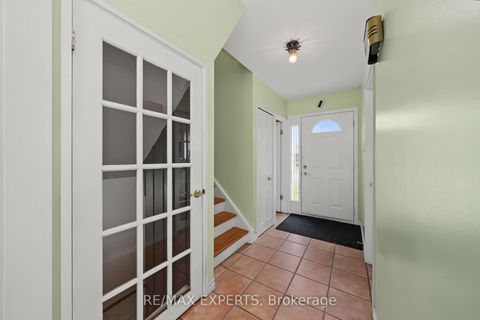 Photo 7 at 71 Dogwood Crescent, Bendale, Toronto