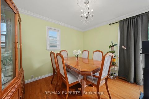 Photo 12 at 71 Dogwood Crescent, Bendale, Toronto