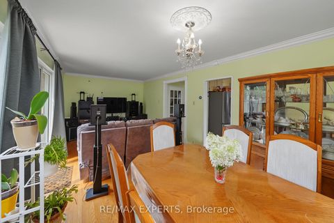 Photo 14 at 71 Dogwood Crescent, Bendale, Toronto