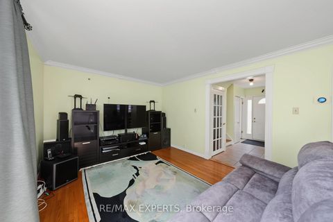 Photo 15 at 71 Dogwood Crescent, Bendale, Toronto