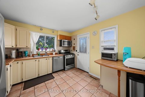 Photo 17 at 71 Dogwood Crescent, Bendale, Toronto