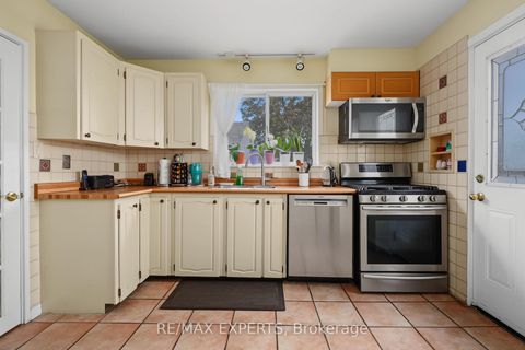 Photo 20 at 71 Dogwood Crescent, Bendale, Toronto