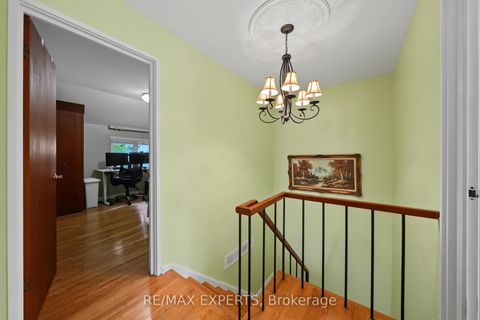 Photo 22 at 71 Dogwood Crescent, Bendale, Toronto