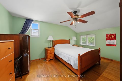 Photo 23 at 71 Dogwood Crescent, Bendale, Toronto