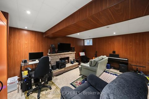 Photo 32 at 71 Dogwood Crescent, Bendale, Toronto