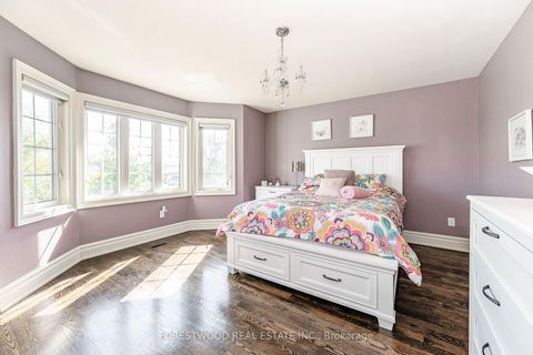 Photo 22 at 138 Winston Park Boulevard, CFB, Toronto