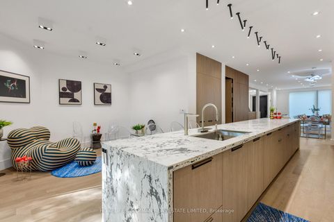 Photo 7 at 124 Lyndhurst Avenue, Casa Loma, Toronto