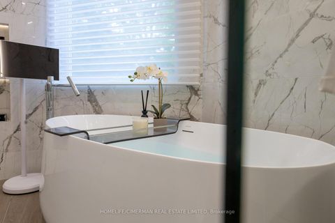 Photo 21 at 124 Lyndhurst Avenue, Casa Loma, Toronto