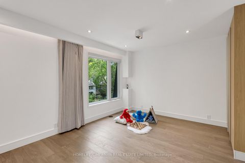 Photo 26 at 124 Lyndhurst Avenue, Casa Loma, Toronto