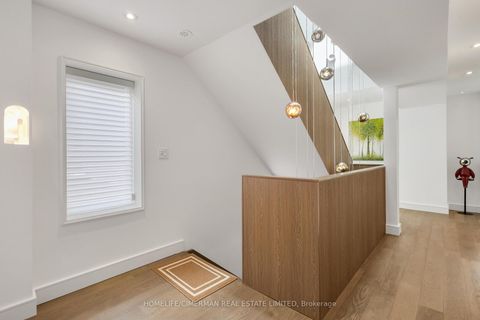 Photo 39 at 124 Lyndhurst Avenue, Casa Loma, Toronto
