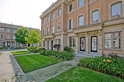 Photo 2 at 12 - 20 Hargrave Lane, York Mills, Toronto