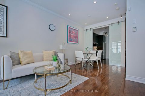 Photo 9 at 12 - 20 Hargrave Lane, York Mills, Toronto