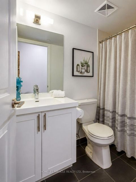 Photo 5 at 824 - 2 Eva Road, Etobicoke West Mall, Toronto