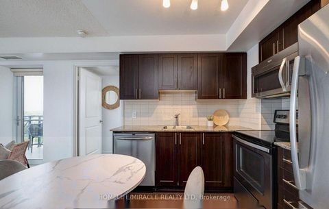 Photo 8 at 824 - 2 Eva Road, Etobicoke West Mall, Toronto