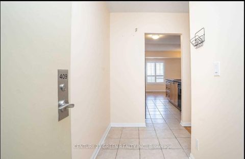 Photo 2 at 409 - 10 Mendelssohn Street, Birchmount, Toronto