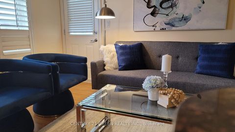 Photo 4 at 409 - 10 Mendelssohn Street, Birchmount, Toronto