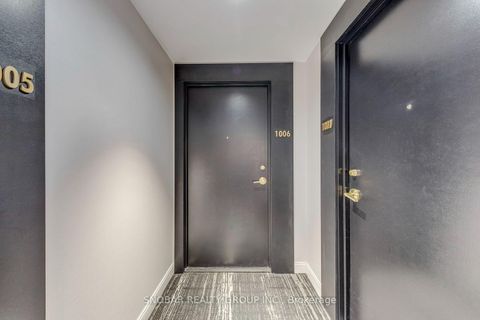 Photo 3 at 1006 - 85 Wood Street, Yonge Corridor, Toronto