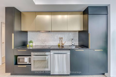 Photo 6 at 1006 - 85 Wood Street, Yonge Corridor, Toronto