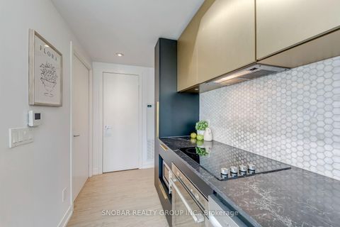 Photo 8 at 1006 - 85 Wood Street, Yonge Corridor, Toronto