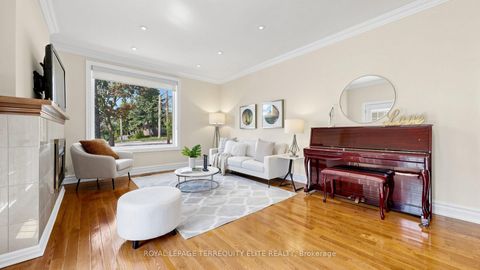 Photo 3 at 5 Valentine Drive, Donalda, Toronto