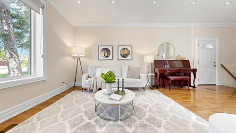 Photo 5 at 5 Valentine Drive, Donalda, Toronto