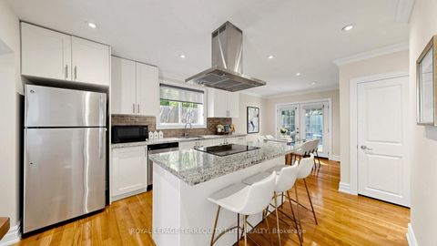 Photo 9 at 5 Valentine Drive, Donalda, Toronto